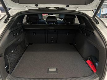 VOLKSWAGEN ID.7 Gtx 86Kwh Plus Tourer 5Dr Electric Auto 4Motion (340 Ps)