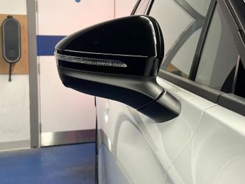 VOLKSWAGEN ID.7 Gtx 86Kwh Plus Tourer 5Dr Electric Auto 4Motion (340 Ps)