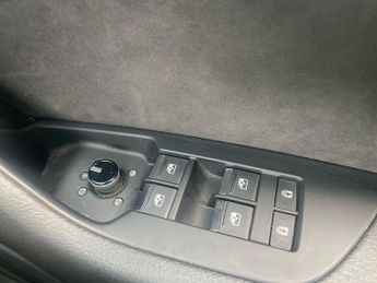 AUDI A6 2.0 Tdi 40 S Line Saloon 4Dr Diesel S Tronic Euro 6 (S/S) (204 P