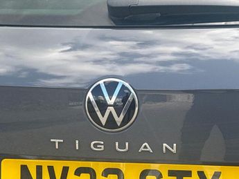 VOLKSWAGEN TIGUAN 1.5 Tsi R-Line Suv 5Dr Petrol Dsg Euro 6 (S/S) (150 Ps)