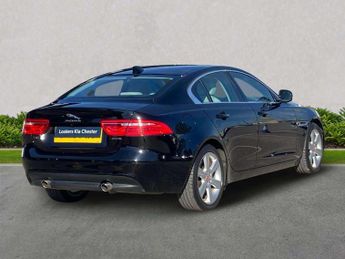 JAGUAR XE 2.0 Ingenium Portfolio 4Dr Auto