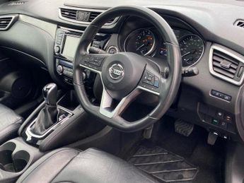 NISSAN QASHQAI 1.3 Dig-T 160 Tekna+ 5Dr Dct