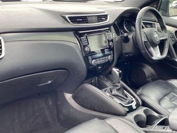 NISSAN QASHQAI 1.3 Dig-T 160 Tekna+ 5Dr Dct