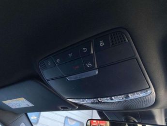 MERCEDES-BENZ C CLASS C300D Amg Line 5Dr 9G-Tronic