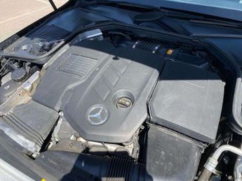MERCEDES-BENZ C CLASS C300D Amg Line 5Dr 9G-Tronic