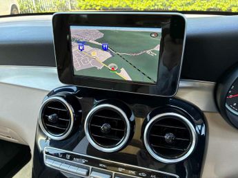 MERCEDES-BENZ GLC Glc 220D 4Matic Sport Premium 5Dr 9G-Tronic