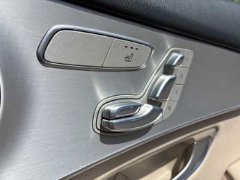 MERCEDES-BENZ GLC Glc 220D 4Matic Sport Premium 5Dr 9G-Tronic