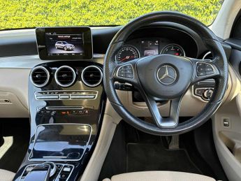 MERCEDES-BENZ GLC Glc 220D 4Matic Sport Premium 5Dr 9G-Tronic