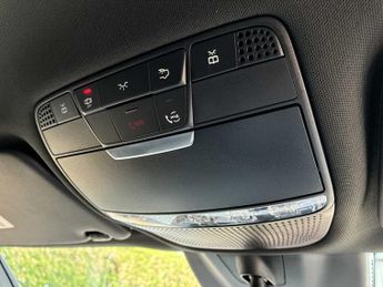 MERCEDES-BENZ EQC Eqc 400 300Kw Amg Line Edition 80Kwh 5Dr Auto