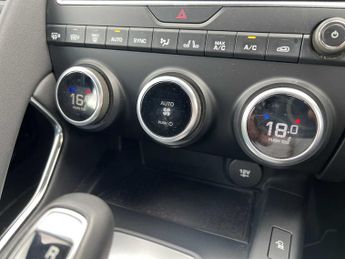 JAGUAR E-PACE 2.0 R-Dynamic S 5Dr Auto
