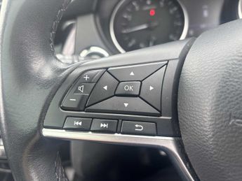 NISSAN QASHQAI 1.3 Dig-T 160 N-Tec 5Dr Dct