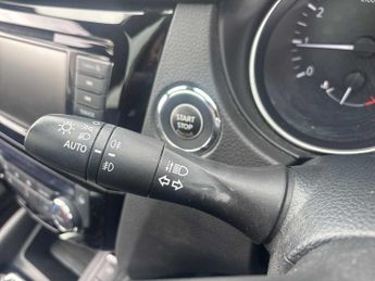NISSAN QASHQAI 1.3 Dig-T 160 N-Tec 5Dr Dct