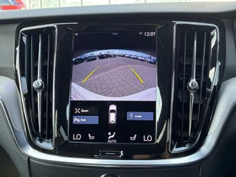 VOLVO V60 2.0 B4D R Design 5Dr Auto