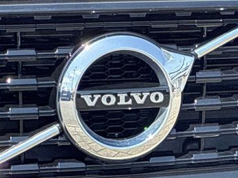 VOLVO V60 2.0 B4D R Design 5Dr Auto