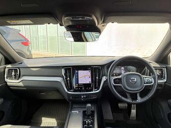 VOLVO V60 2.0 B4D R Design 5Dr Auto