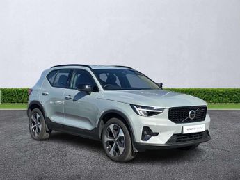 Volvo XC40 2.0 B4P Plus Dark 5Dr Auto