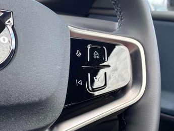 VOLVO EX30 200Kw Sm Extended Range Plus 69Kwh 5Dr Auto