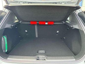 VOLVO EX30 200Kw Sm Extended Range Plus 69Kwh 5Dr Auto