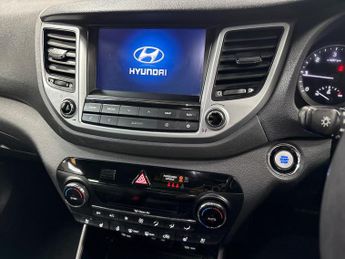 HYUNDAI TUCSON 2.0 Crdi Premium Se Suv 5Dr Diesel Auto 4Wd Euro 6 (185 Ps)