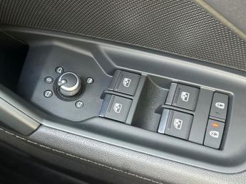 AUDI A3 40 Tfsi E S Line 5Dr S Tronic