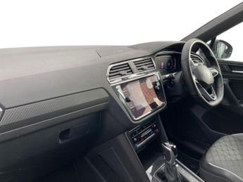 VOLKSWAGEN TIGUAN 1.5 Tsi R-Line Suv 5Dr Petrol Dsg Euro 6 (S/S) (150 Ps)