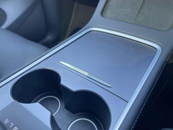 TESLA MODEL Y (Dual Motor) Long Range Suv 5Dr Electric Auto 4Wde (384 Bhp)
