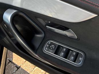 MERCEDES-BENZ CLA Cla 200 Amg Line Executive 4Dr Tip Auto