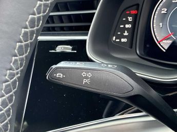 AUDI Q7 55 Tfsi Quattro S Line 5Dr Tiptronic