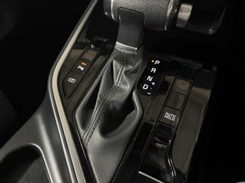 KIA NIRO 1.6 Gdi Hybrid 2 5Dr Dct