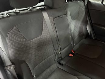 KIA NIRO 1.6 Gdi Hybrid 2 5Dr Dct