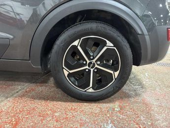 KIA NIRO 1.6 Gdi Hybrid 2 5Dr Dct