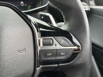 PEUGEOT 208 1.2 Puretech 130 Gt Line 5Dr Eat8