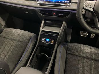 VOLKSWAGEN Tayron 1.5 Tsi Ehybrid R-Line Edition 5Dr Dsg6
