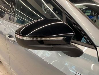 VOLKSWAGEN Tayron 1.5 Tsi Ehybrid R-Line Edition 5Dr Dsg6