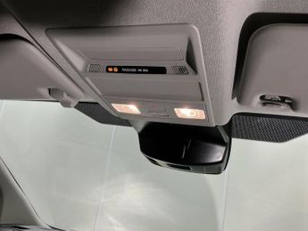 VOLKSWAGEN TRANSPORTER 100Kw 65Kwh Commerce Plus Van Auto
