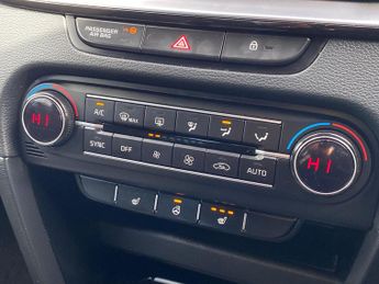 KIA XCEED 1.0T Gdi Isg 113 Gt-Line 5Dr Dct