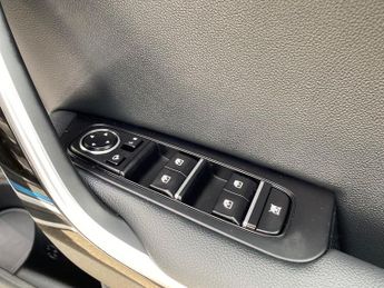 KIA XCEED 1.0T Gdi Isg 113 Gt-Line 5Dr Dct