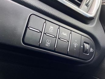 KIA XCEED 1.0T Gdi Isg 113 Gt-Line 5Dr Dct