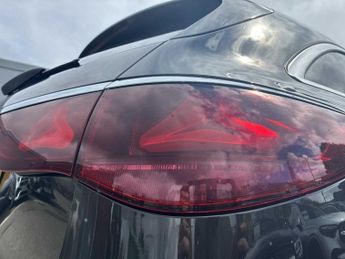 MERCEDES-BENZ E CLASS E200 Amg Line Premium 5Dr 9G-Tronic