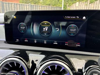 MERCEDES-BENZ CLA Cla 200 Amg Line Premium 5Dr Tip Auto