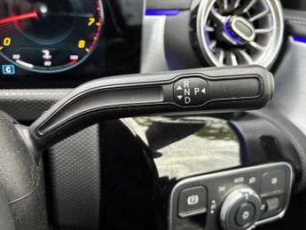 MERCEDES-BENZ CLA Cla 200 Amg Line Premium 5Dr Tip Auto
