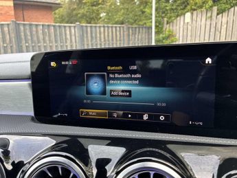MERCEDES-BENZ CLA Cla 200 Amg Line Premium 5Dr Tip Auto