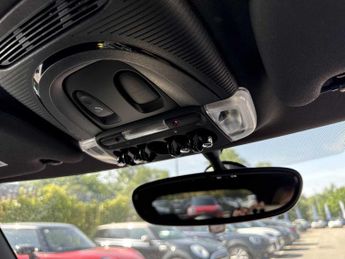 MINI HATCHBACK 1.5 Cooper Exclusive 3Dr Auto