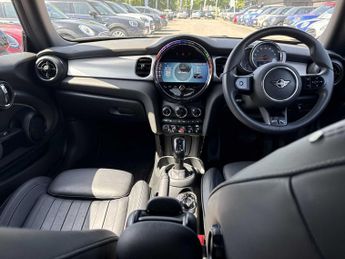 MINI HATCHBACK 1.5 Cooper Exclusive 3Dr Auto