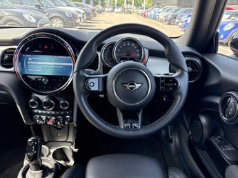 MINI HATCHBACK 1.5 Cooper Exclusive 3Dr Auto