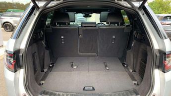 LAND ROVER DISCOVERY SPORT 2.0 D200 R-Dynamic Hse 5Dr Auto