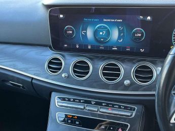 MERCEDES-BENZ E CLASS E220D 200 Amg Line Premium 4Dr 9G-Tronic