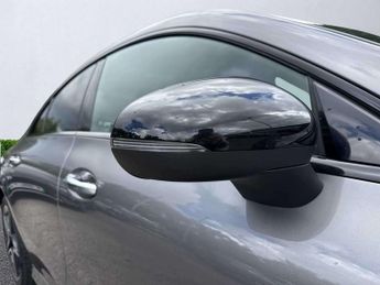 MERCEDES-BENZ CLA Cla 180 Amg Line Premium 4Dr Tip Auto
