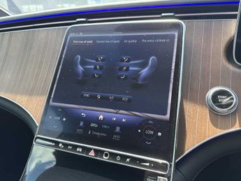 MERCEDES-BENZ EQE Eqe 350+ 215Kw Exclusive Luxury 90Kwh 4Dr Auto
