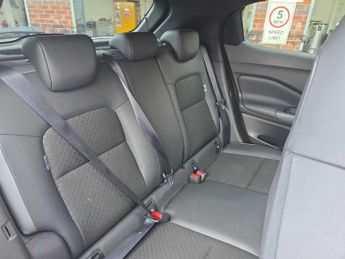 NISSAN JUKE 1.6 Hybrid N-Connecta 5Dr Auto
